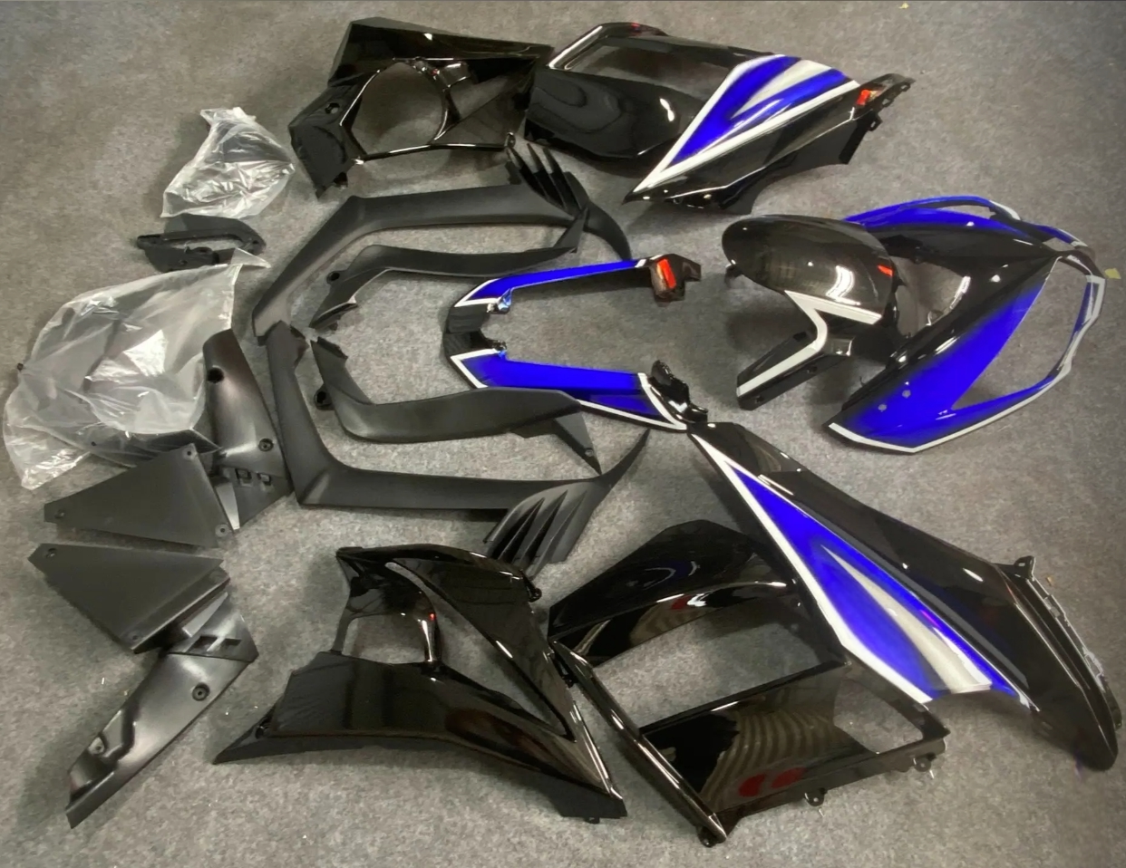Fairing Kit for Kawasaki Z1000sx 2010 2011 2012 2013 2014 2015 2016 2017 Abs Plastic Injection Motorcycle  Fairing  Kit