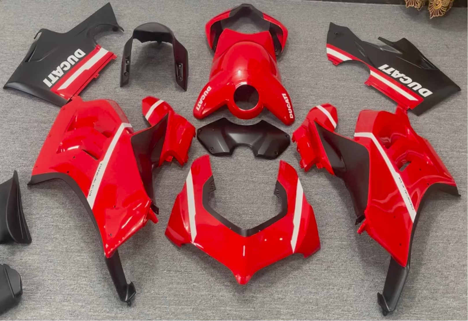 Motorcycle Fairing Kit for Ducati Panigale V4 SP2 V4S 2022-2024 2023 ABS Injection Customized Fairings Accessories